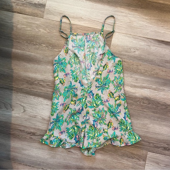 Mika & Gala Floral Romper NWOT - Picture 2 of 12